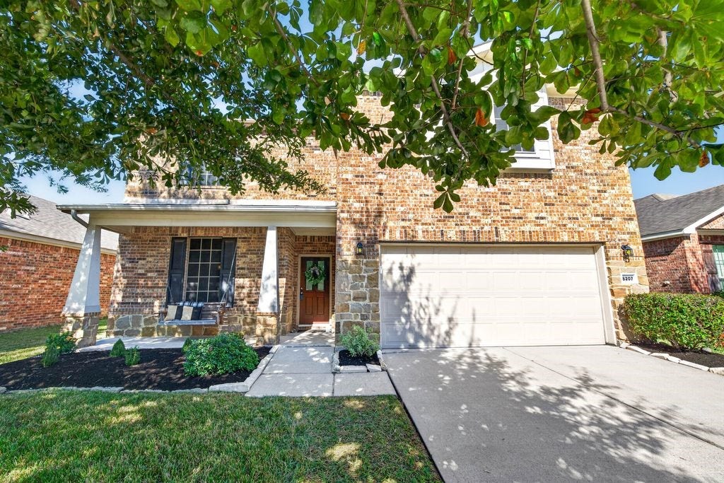 8207 Running Brook Lane, Rosenberg, TX 77469