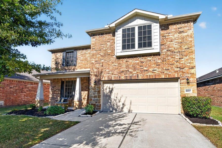 Property photo for 8207 Running Brook Lane, Rosenberg, TX