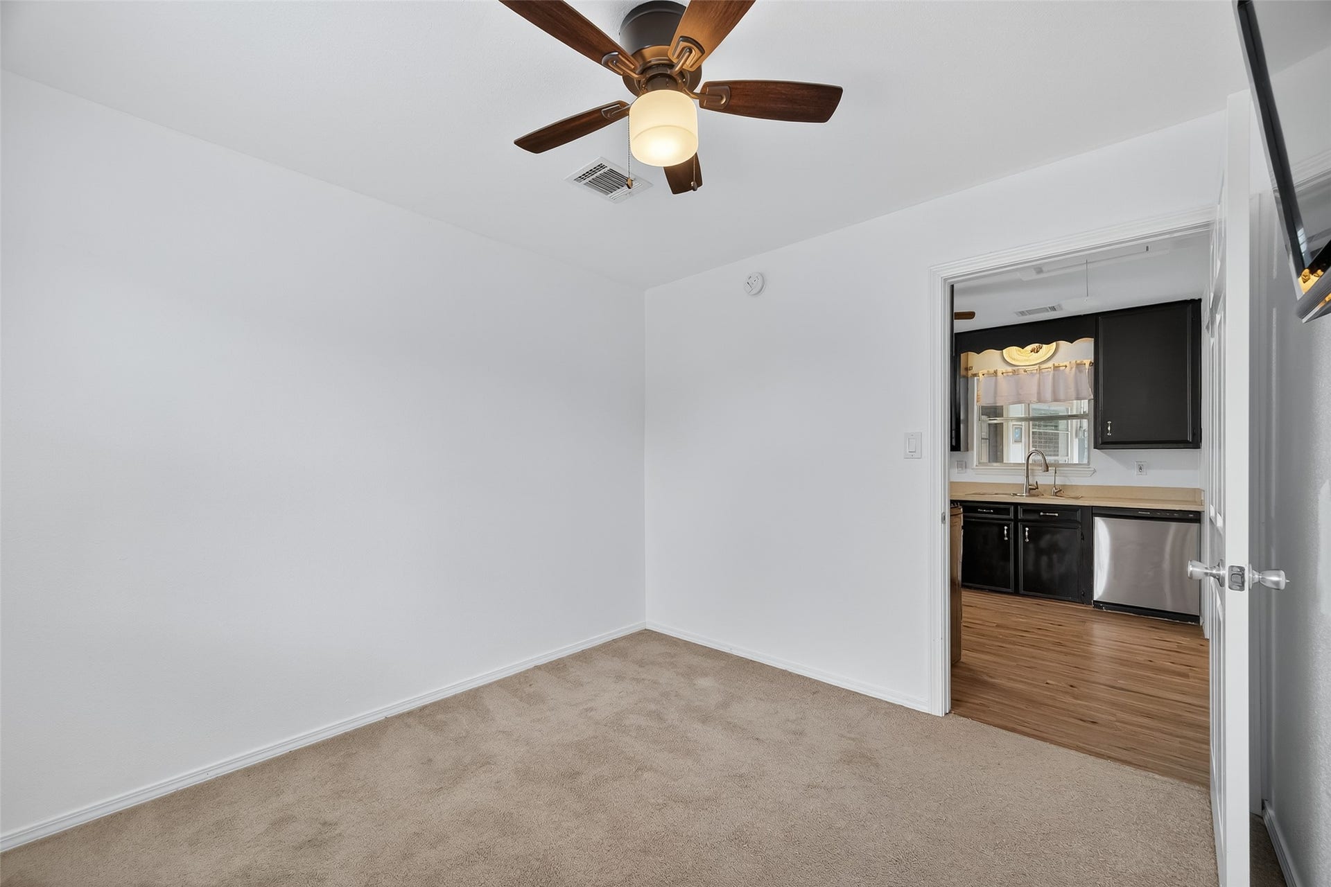 9858 Sageaspen Lane, Houston, TX 77089