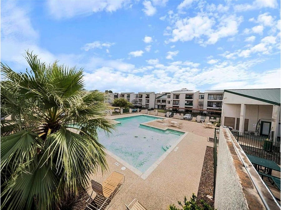 Property photo for 2822 S Bartell Drive, #3, Houston, TX