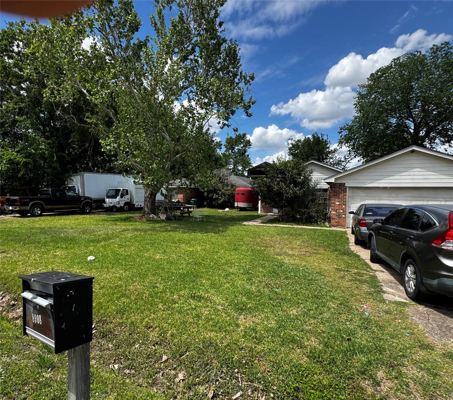 Property photo for 8908 Carousel Lane, Houston, TX
