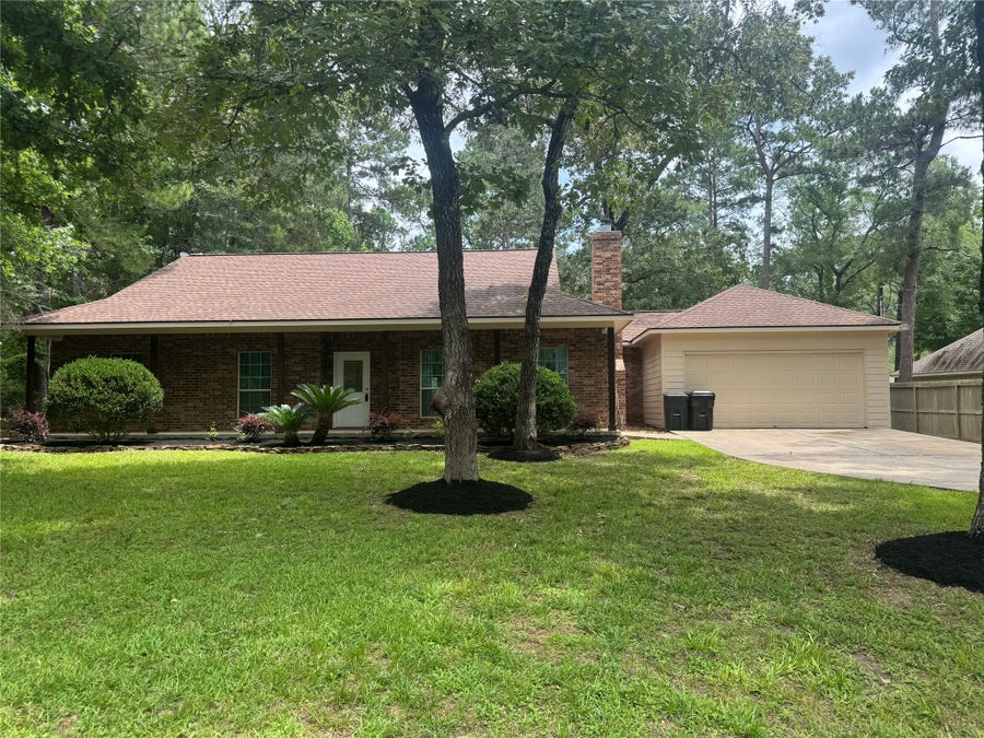 Property photo for 30110 Bramblevine Drive, Magnolia, TX