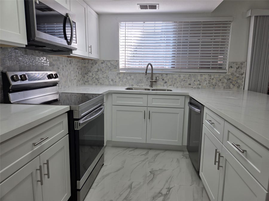 Property photo for 12177 Sharpview Drive, Houston, TX