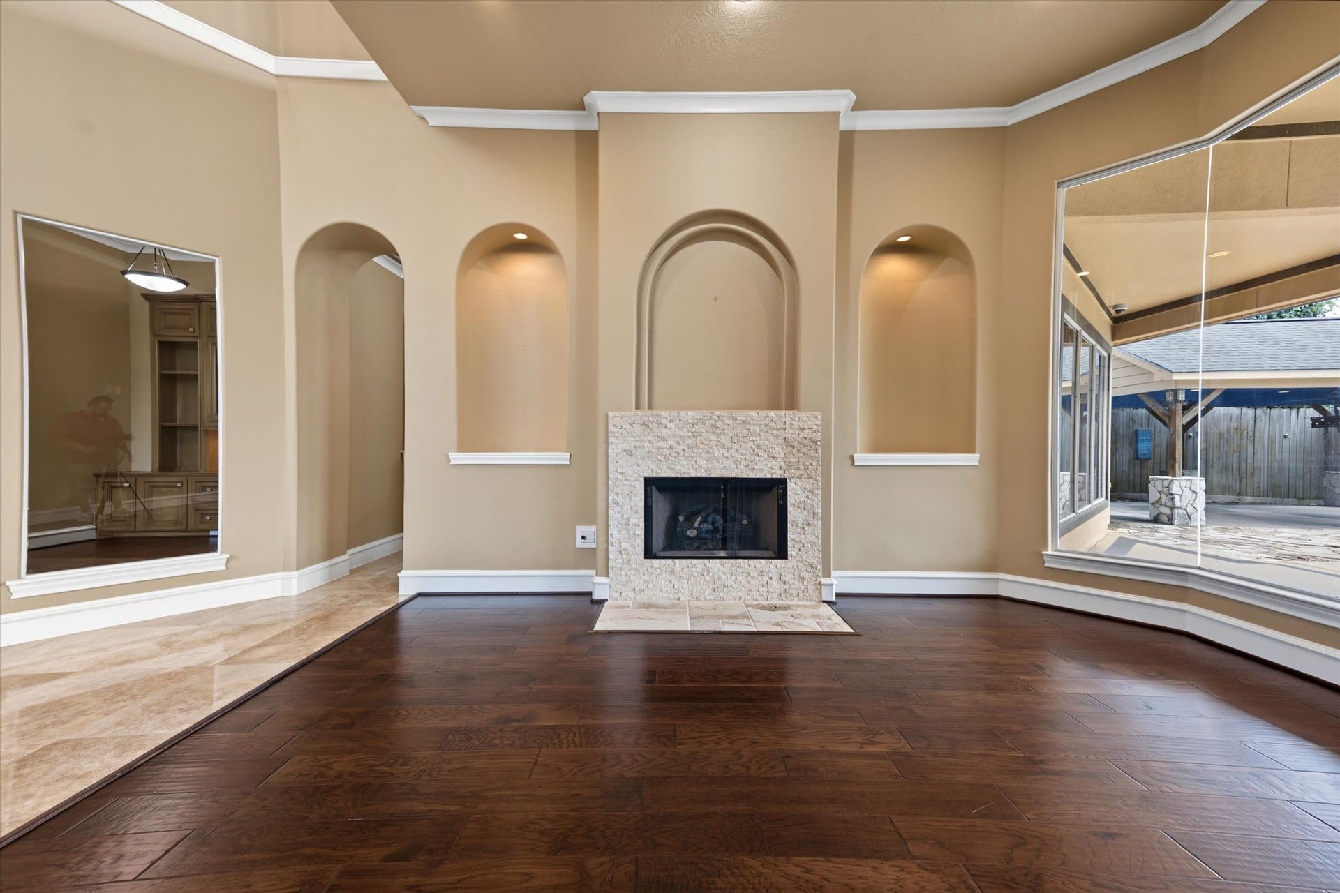 15818 Conners Ace Drive, Spring, TX 77379