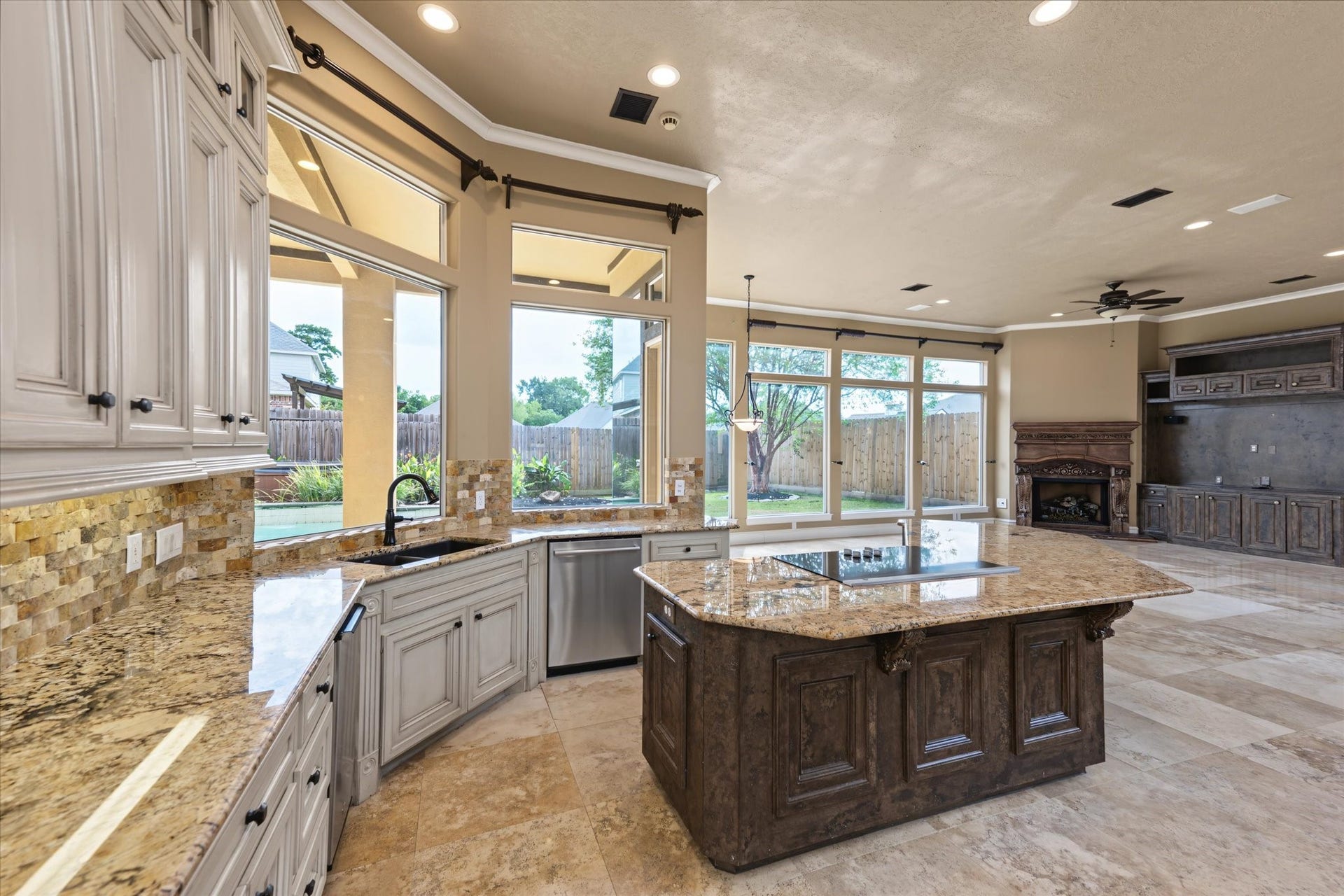 15818 Conners Ace Drive, Spring, TX 77379