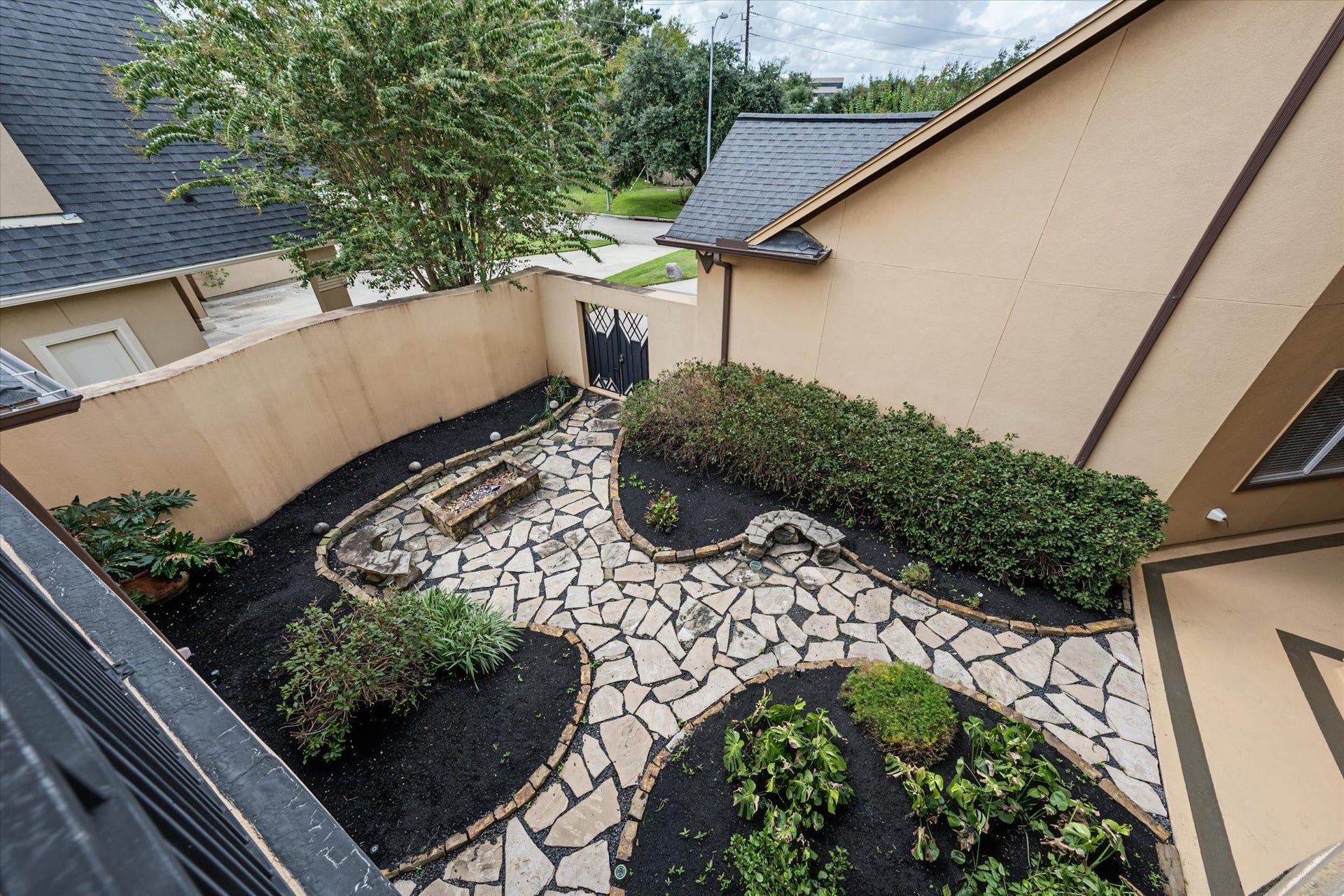 15818 Conners Ace Drive, Spring, TX 77379