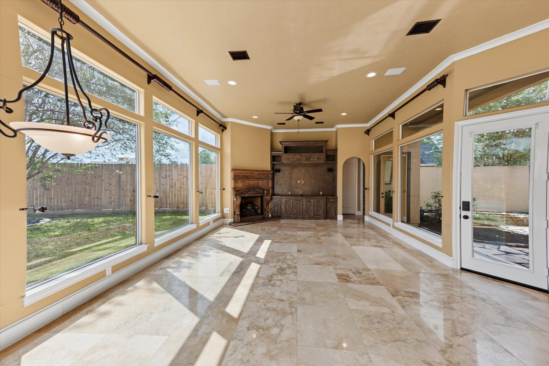 15818 Conners Ace Drive, Spring, TX 77379
