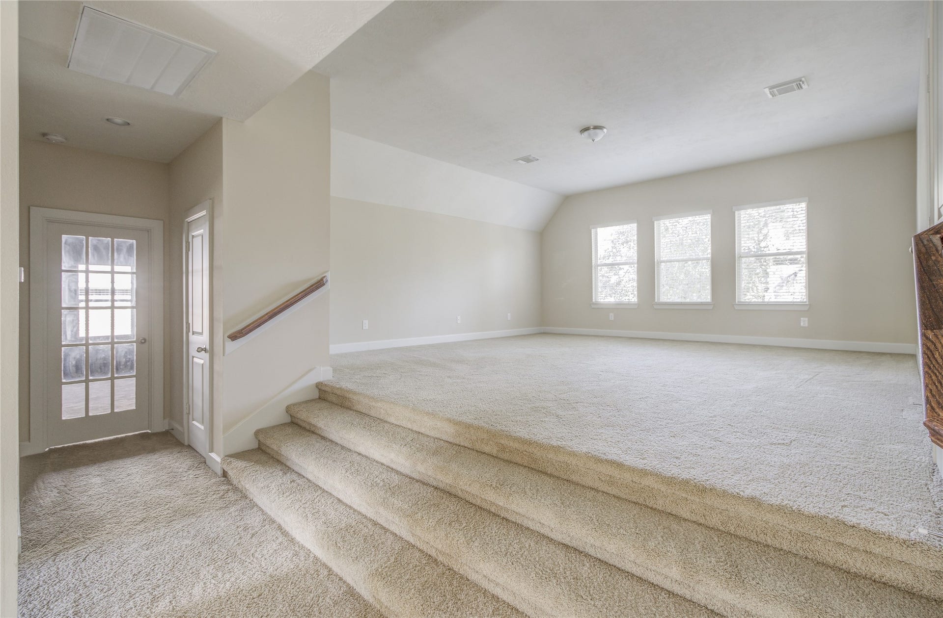 70 S Almondell Circle, The Woodlands, TX 77354 70 S Almondell Circle, The Woodlands, TX 77354