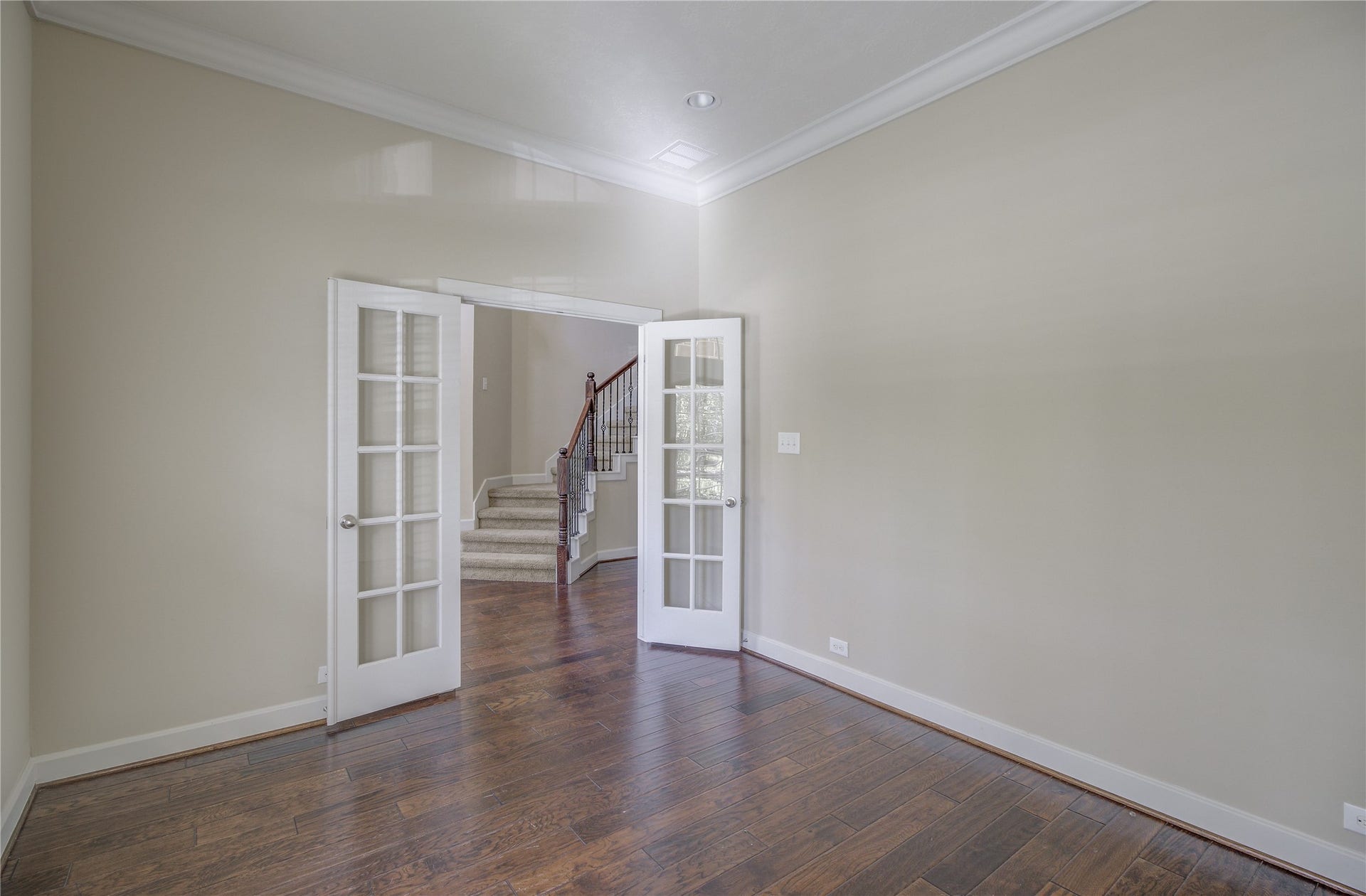 70 S Almondell Circle, The Woodlands, TX 77354 70 S Almondell Circle, The Woodlands, TX 77354