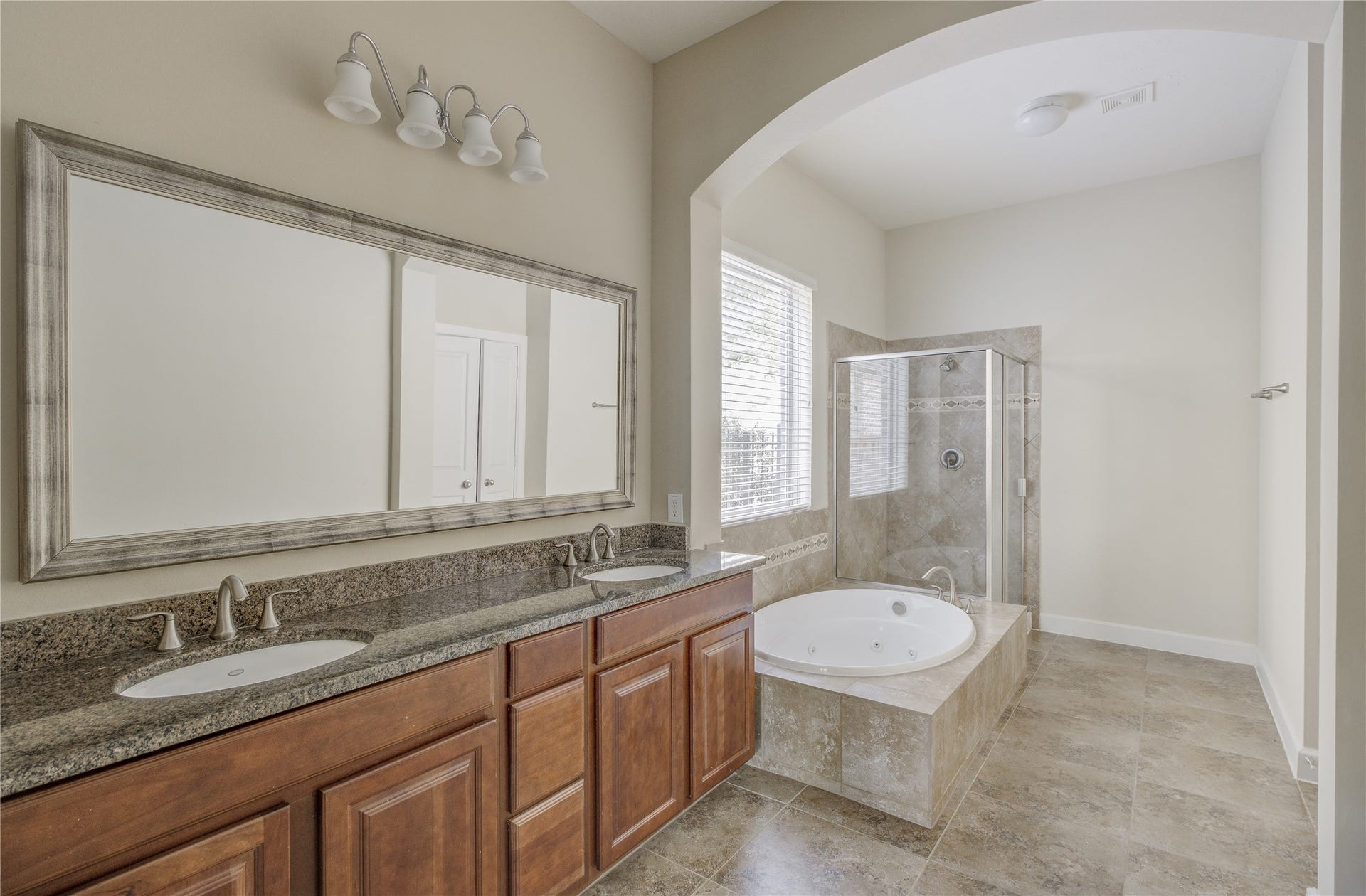 70 S Almondell Circle, The Woodlands, TX 77354 70 S Almondell Circle, The Woodlands, TX 77354
