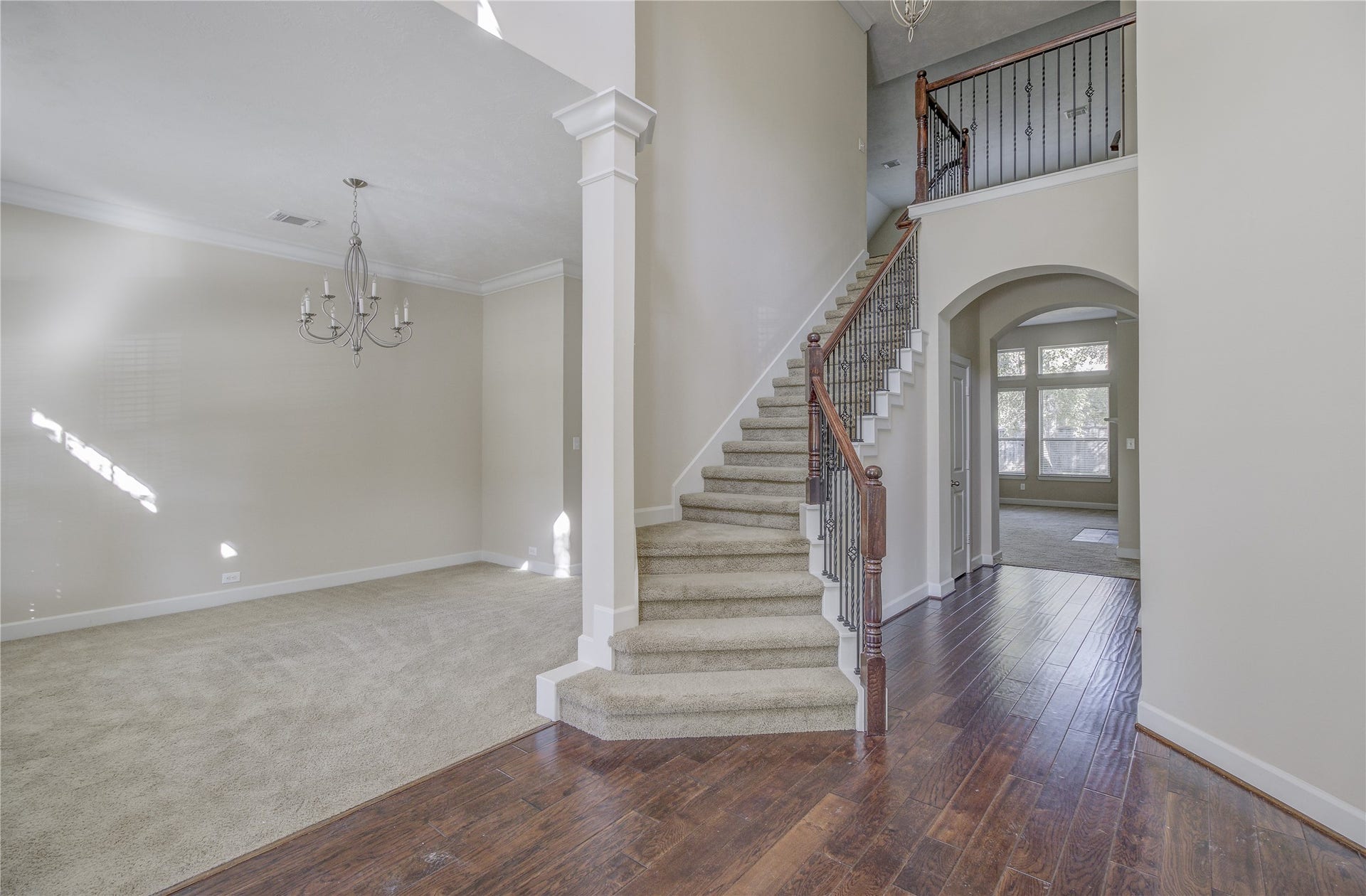 70 S Almondell Circle, The Woodlands, TX 77354 70 S Almondell Circle, The Woodlands, TX 77354
