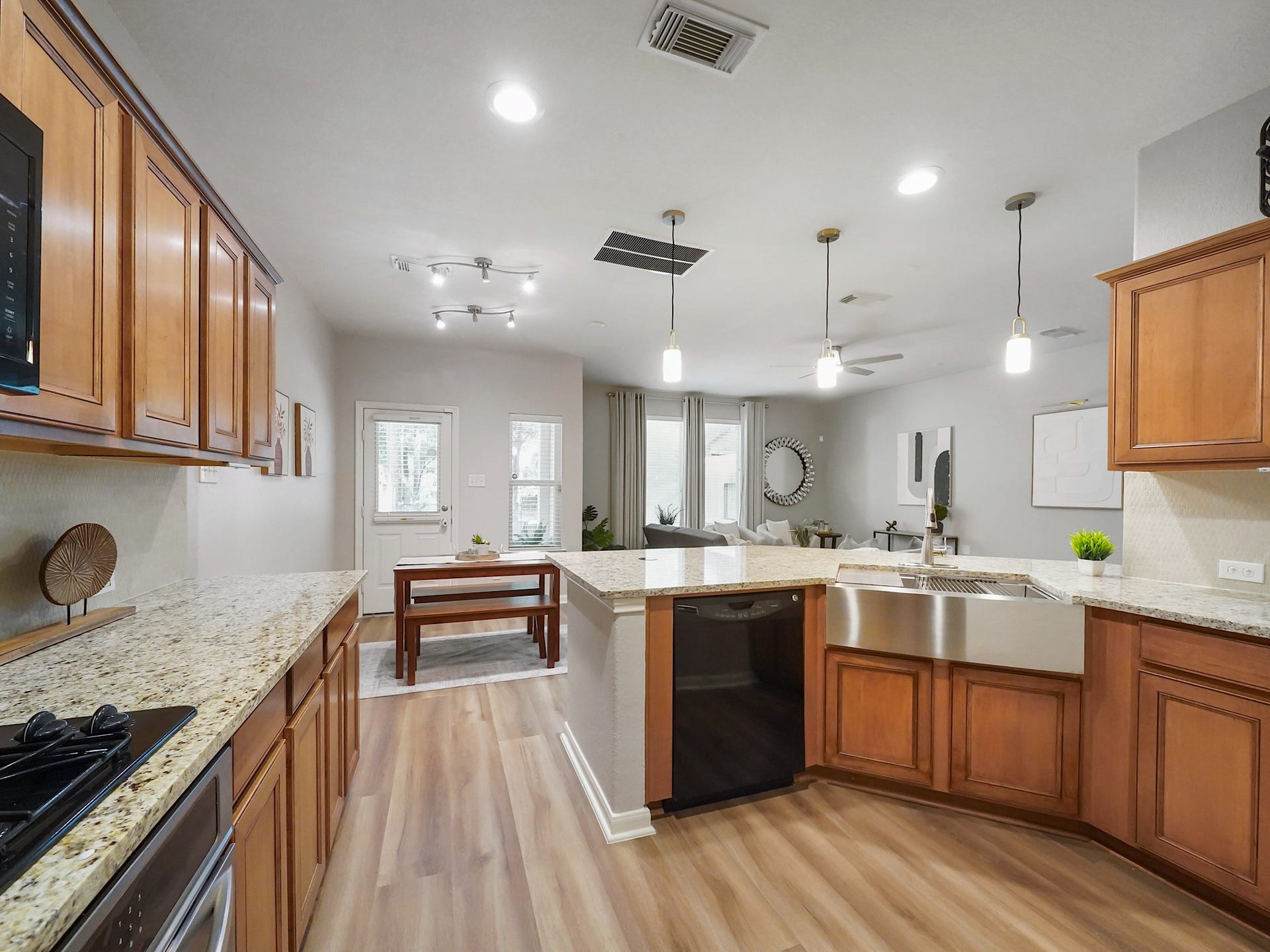 17814 Arapaho Hill Lane, Humble, TX 77346 17814 Arapaho Hill Lane, Humble, TX 77346