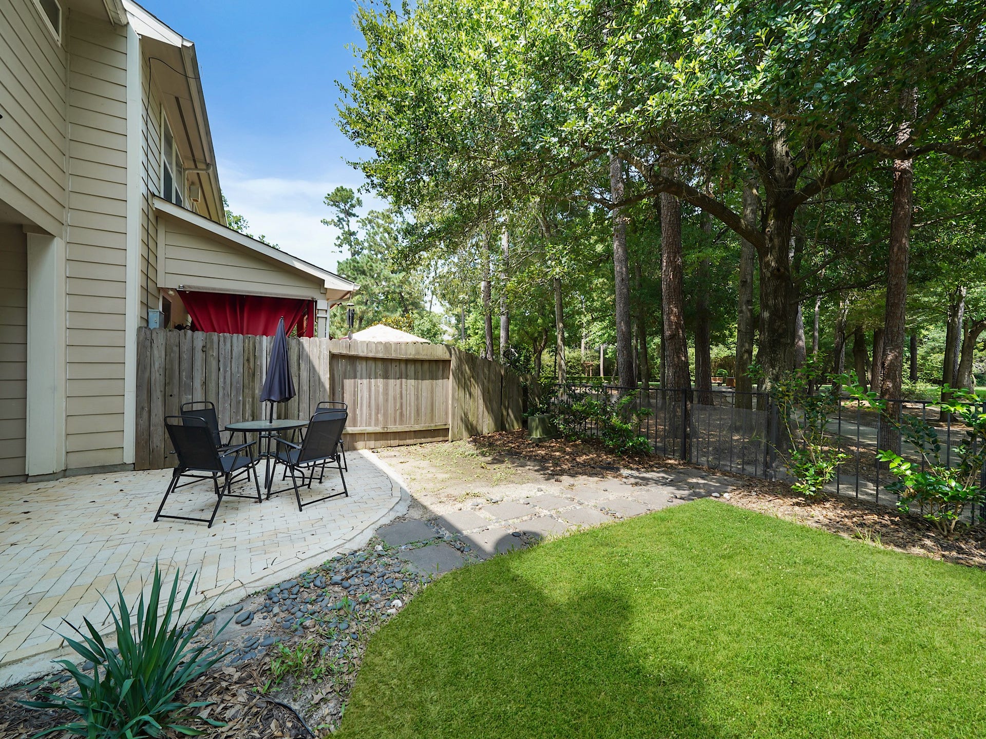 17814 Arapaho Hill Lane, Humble, TX 77346 17814 Arapaho Hill Lane, Humble, TX 77346