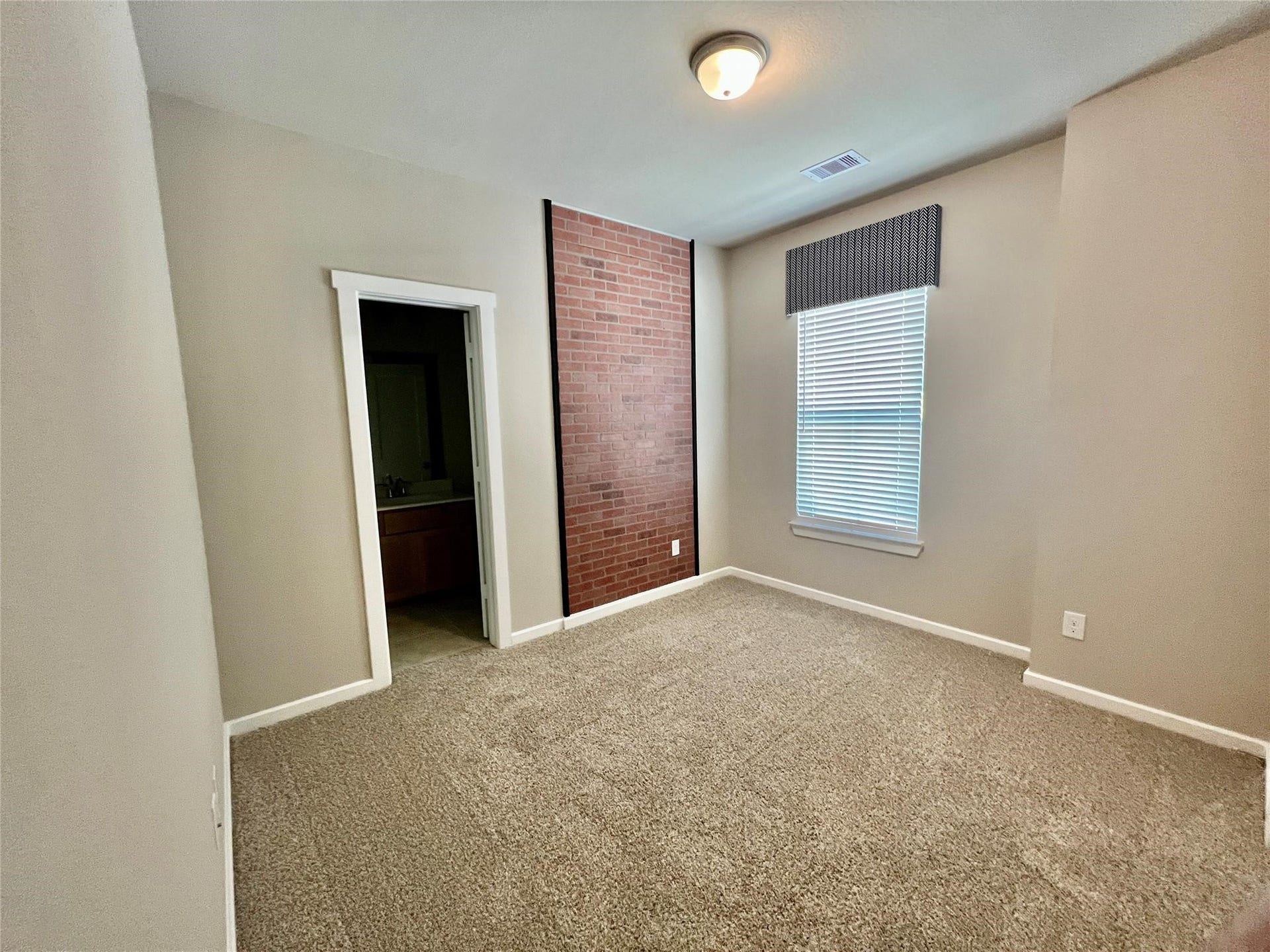 110 Handley Drive, Montgomery, TX 77316
