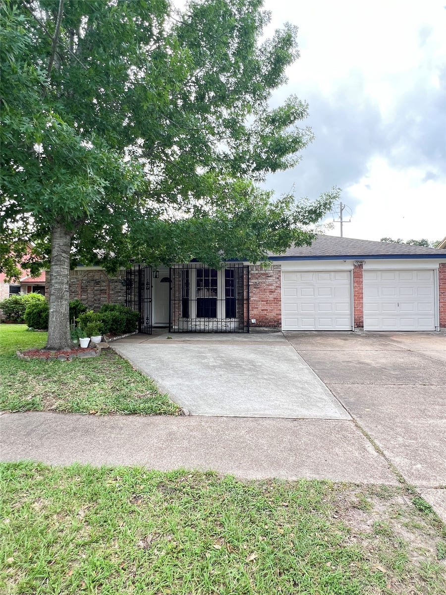 Property photo for 15119 Mcleod Drive, Houston, TX
