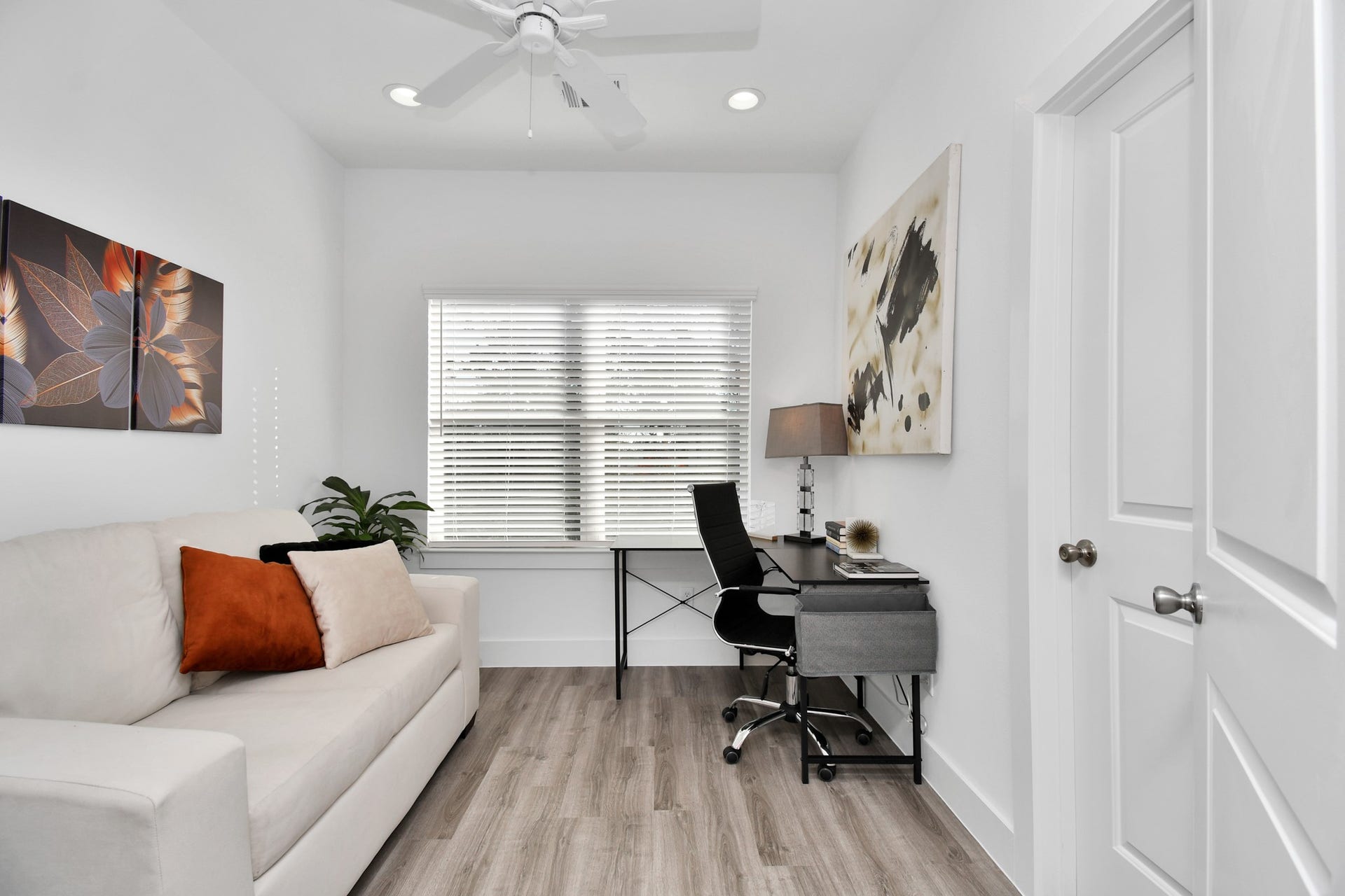 2005 Laverne Hollow Lane, #A, Houston, TX 77080 Bedroom #1