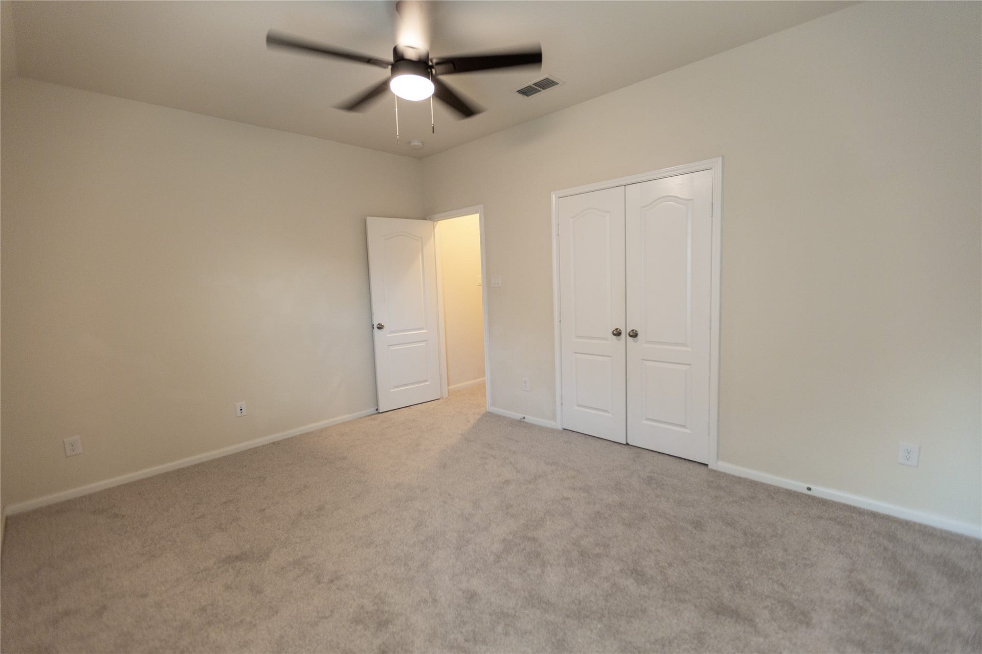 21014 Brunson Falls Drive, Richmond, TX 77407 Independent bedroom (opposite view)