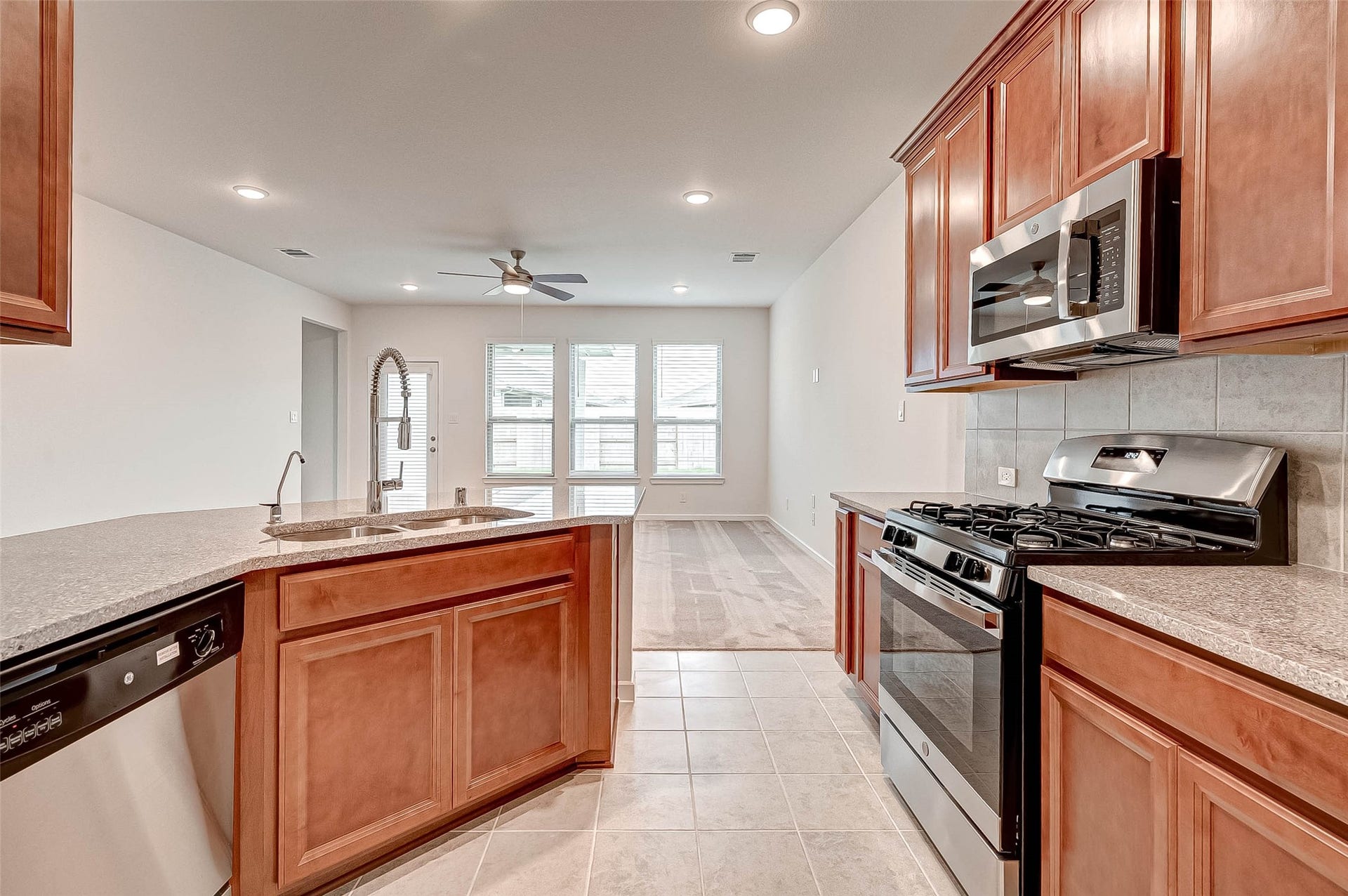 18822 Fulvetta Haven Way, Richmond, TX 77407 18822 Fulvetta Haven Way, Richmond, TX 77407
