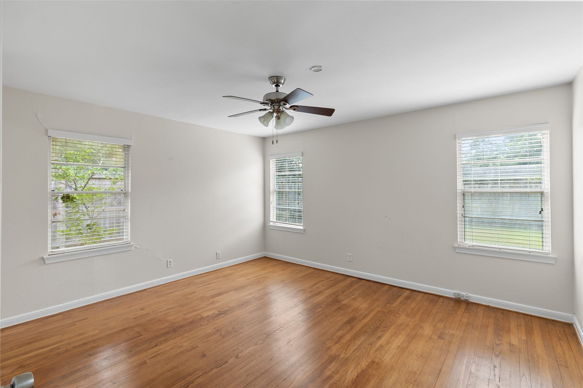 3023 Fairhope Street, Houston, TX 77025 3023 Fairhope Street, Houston, TX 77025