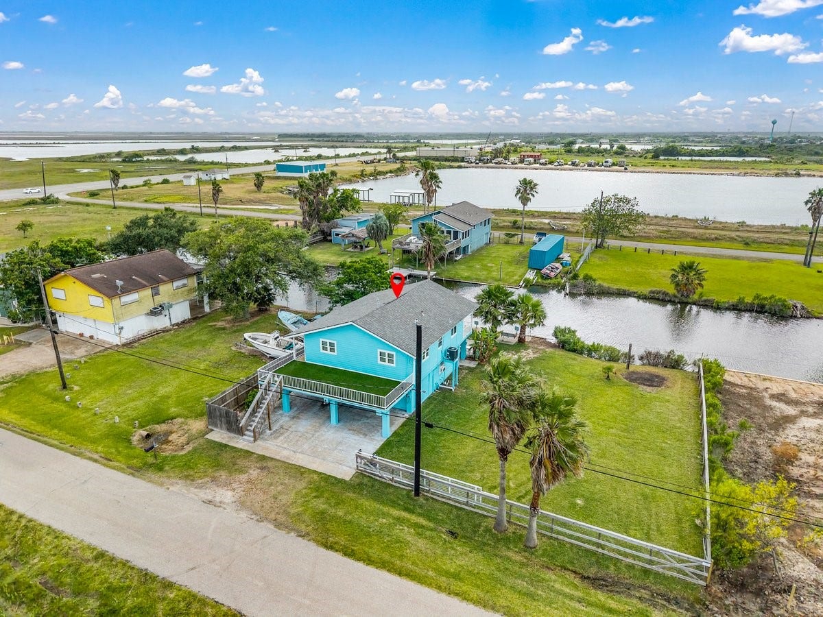 7210 Beau Terre Street, Hitchcock, TX 77563 Great location, just a short drive to Houston