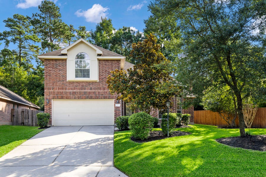 Property photo for 2 Bushell Mill Place, The Woodlands, TX
