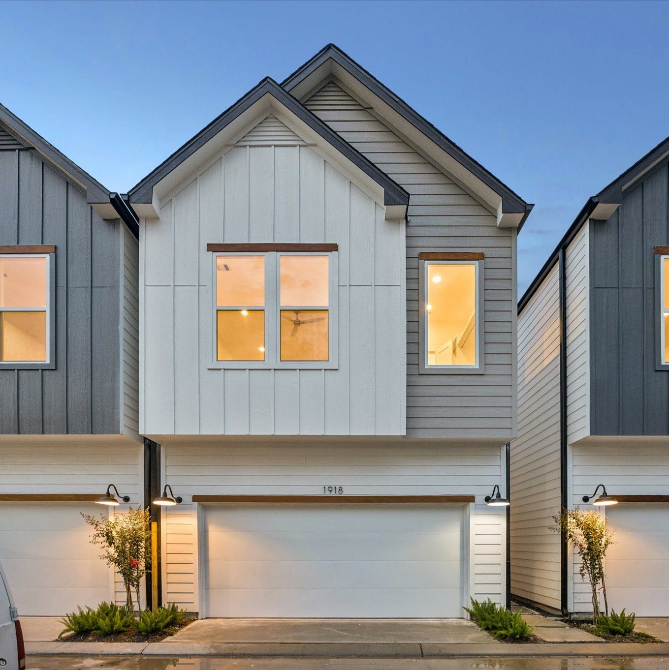 1918 Luna Woods Lane, Houston, TX 77055 1918 Luna Woods Lane, Houston, TX 77055