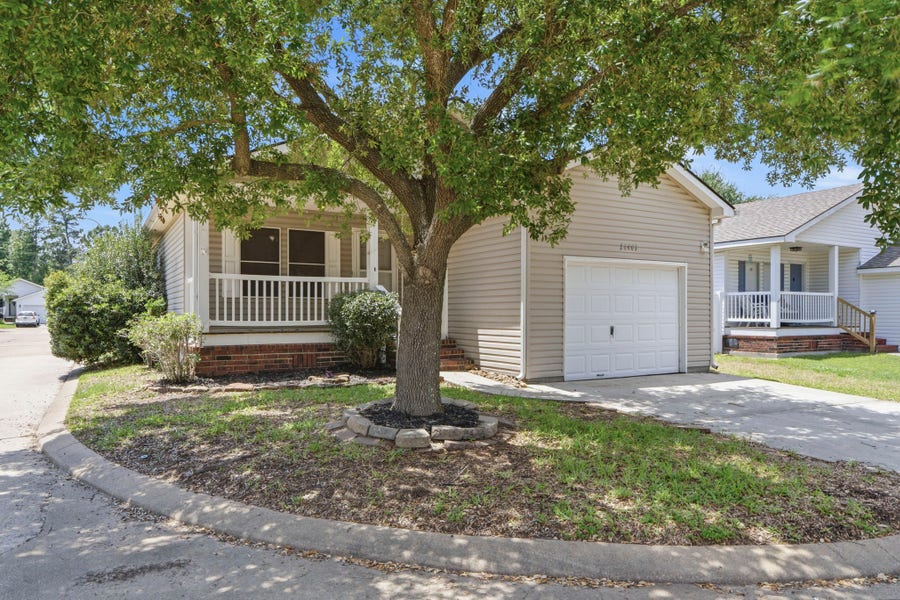 Property photo for 21403 Sweet Grass Lane, Tomball, TX