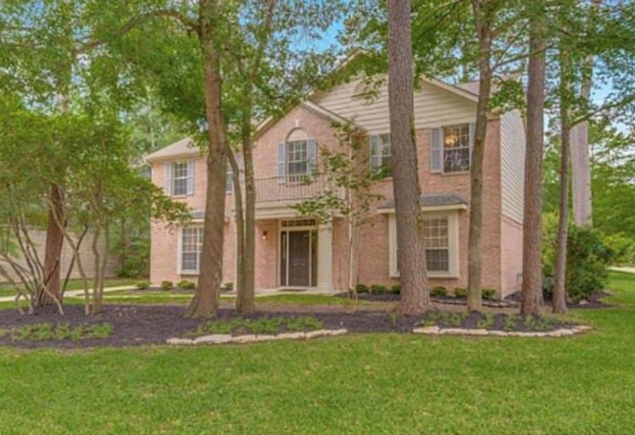 Property photo for 2 Twin Feather Place, The Woodlands, TX