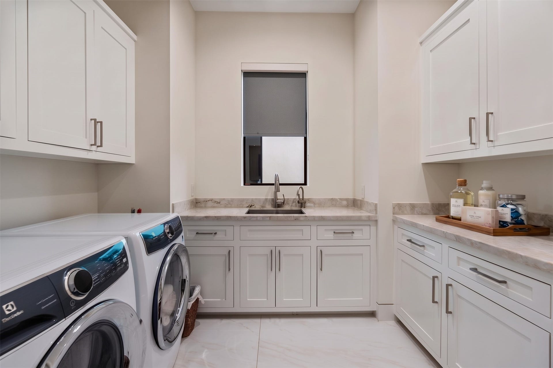 3002 Ferndale Street, Houston, TX 77098 3002 Ferndale Street, Houston, TX 77098