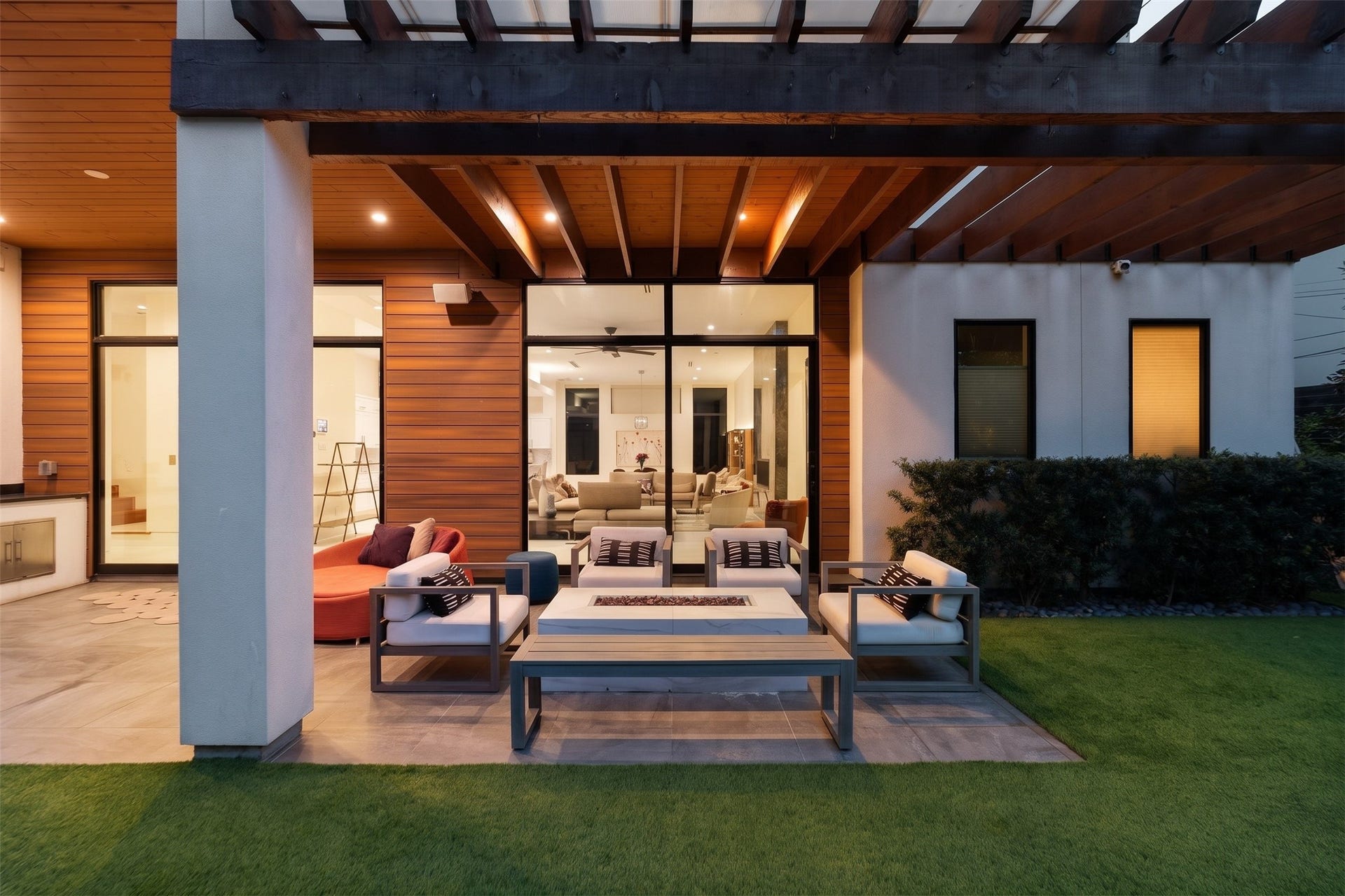 3002 Ferndale Street, Houston, TX 77098 3002 Ferndale Street, Houston, TX 77098