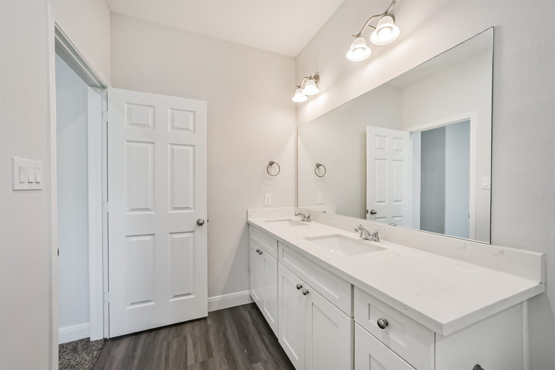 5604 Eastland Street, Houston, TX 77028 5604 Eastland Street, Houston, TX 77028
