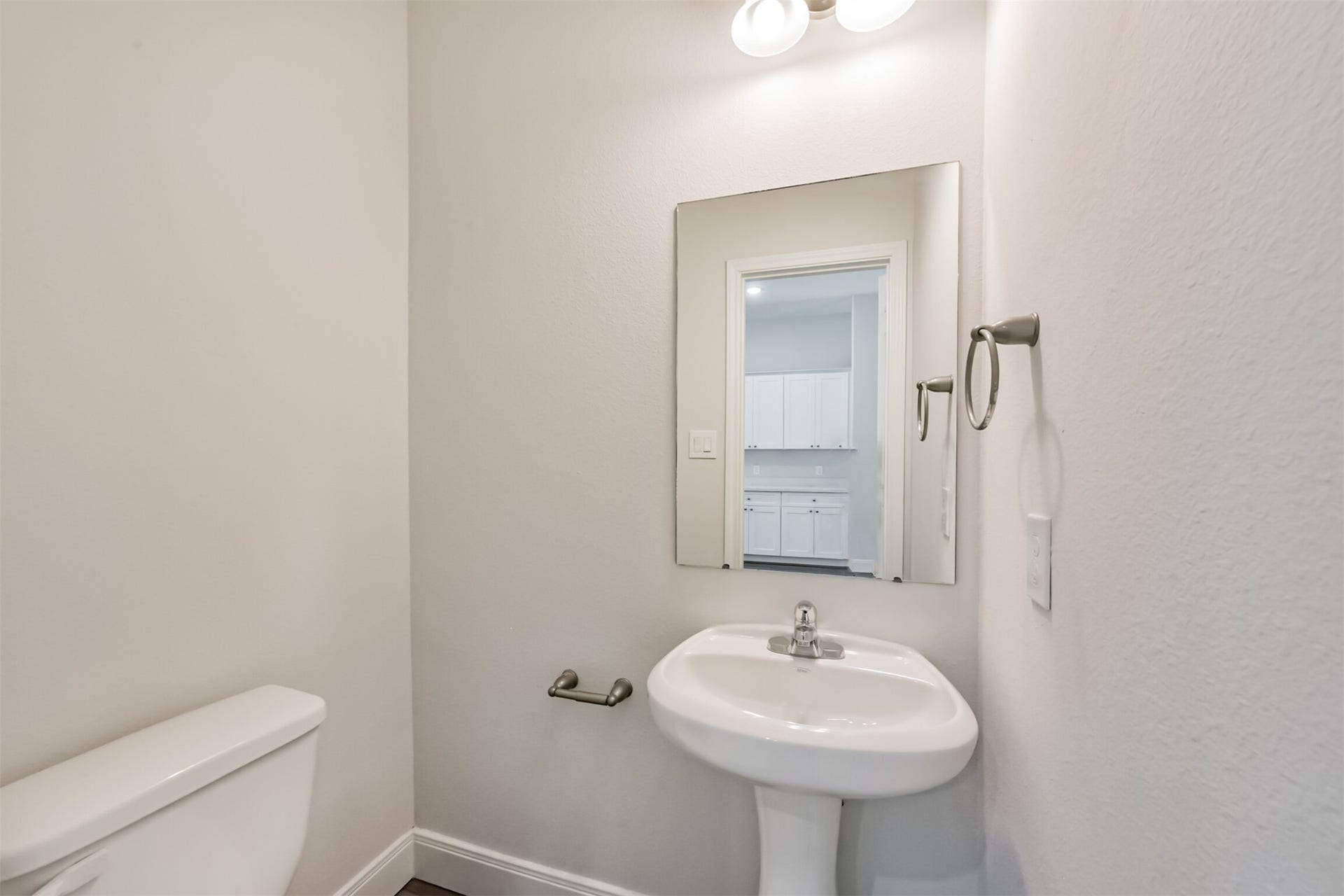 5604 Eastland Street, Houston, TX 77028 5604 Eastland Street, Houston, TX 77028