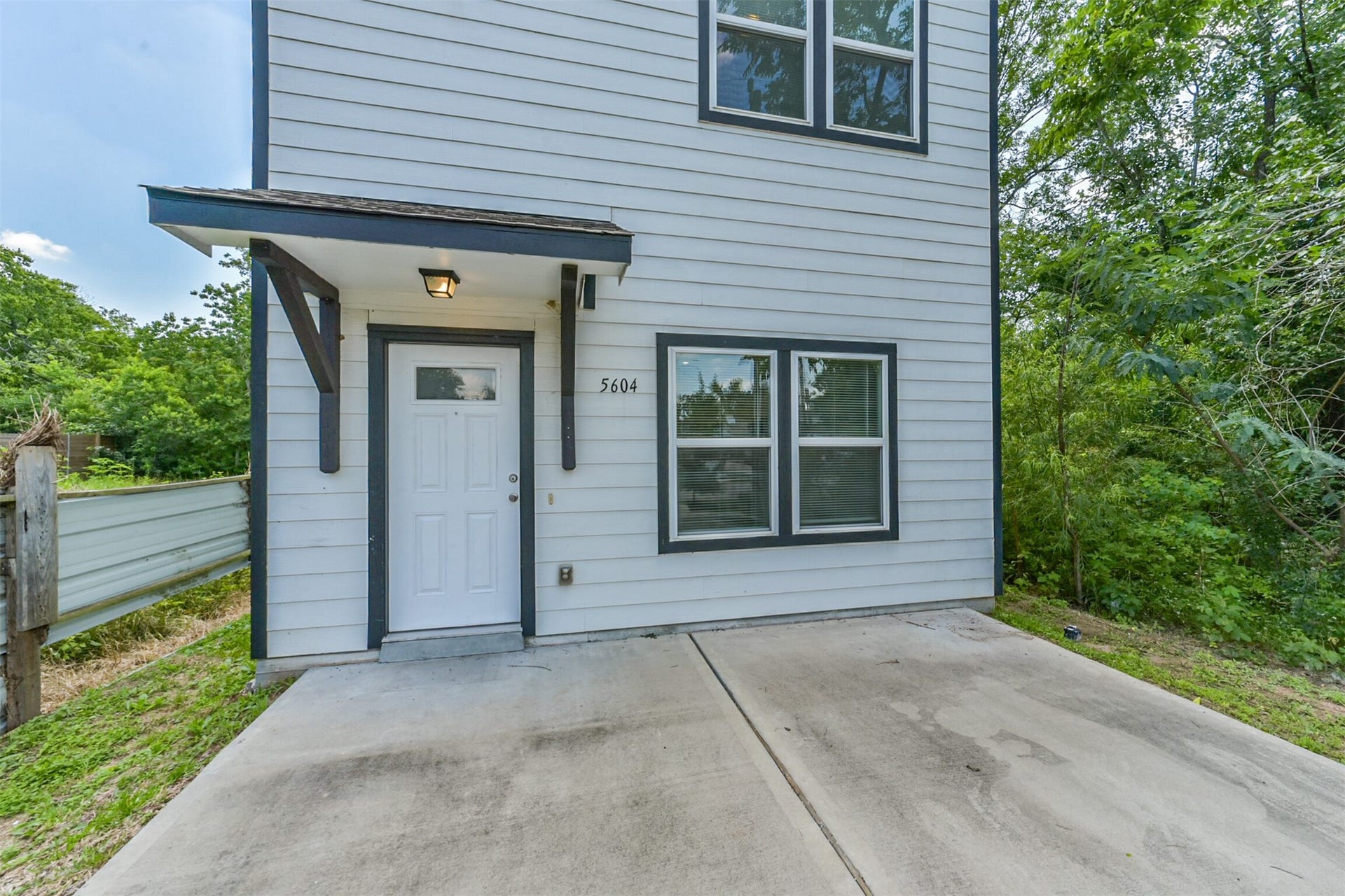 5604 Eastland Street, Houston, TX 77028 5604 Eastland Street, Houston, TX 77028