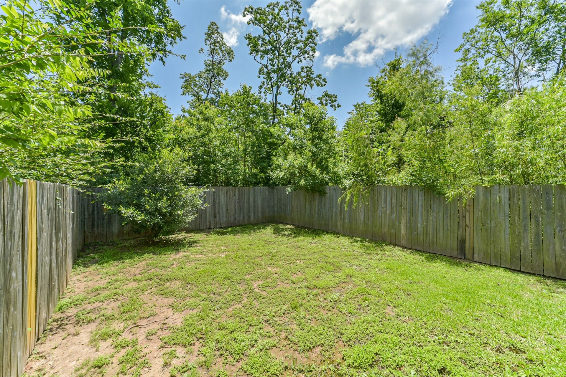 5604 Eastland Street, Houston, TX 77028 5604 Eastland Street, Houston, TX 77028