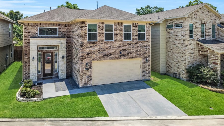 Property photo for 14507 Sanour Drive, Houston, TX