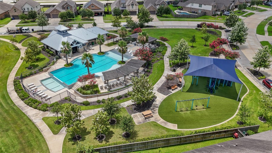 Property photo for 7310 Water Glen Lane, Manvel, TX