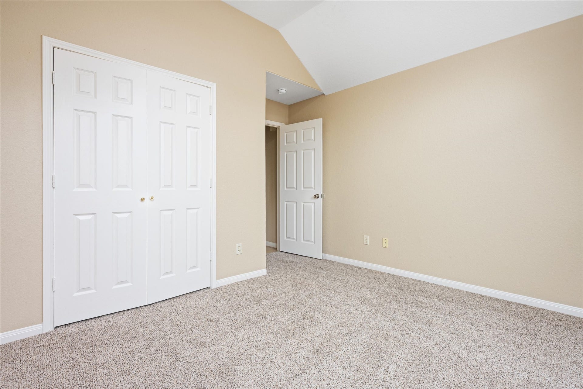 Guest Bedroom 2