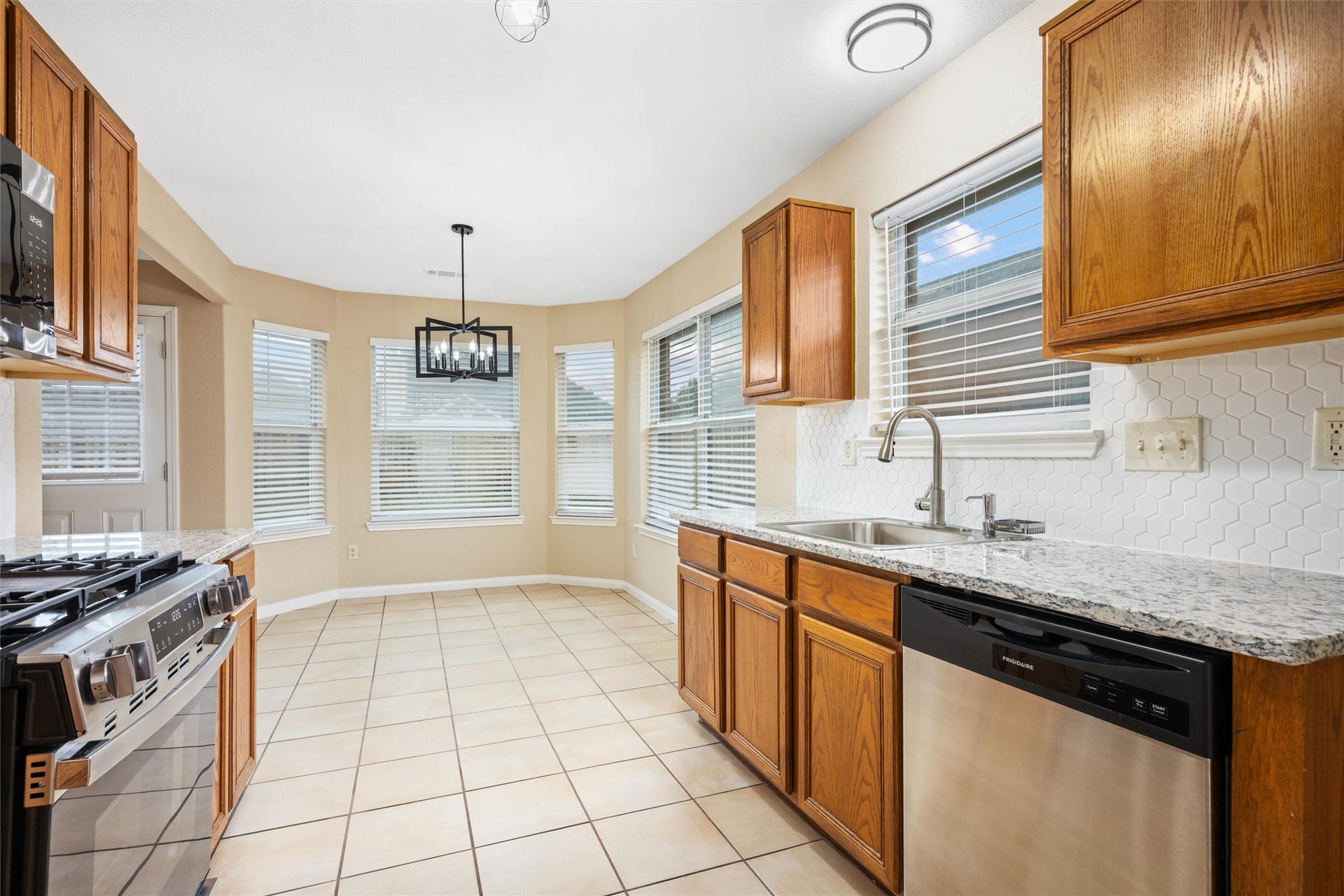 4414 Bridgevillage Drive, Spring, TX 77373