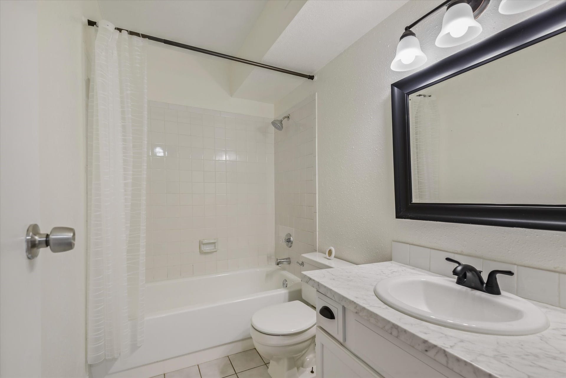 18515 Egret Bay Boulevard, #808, Webster, TX 77058 18515 Egret Bay Boulevard, #808, Webster, TX 77058