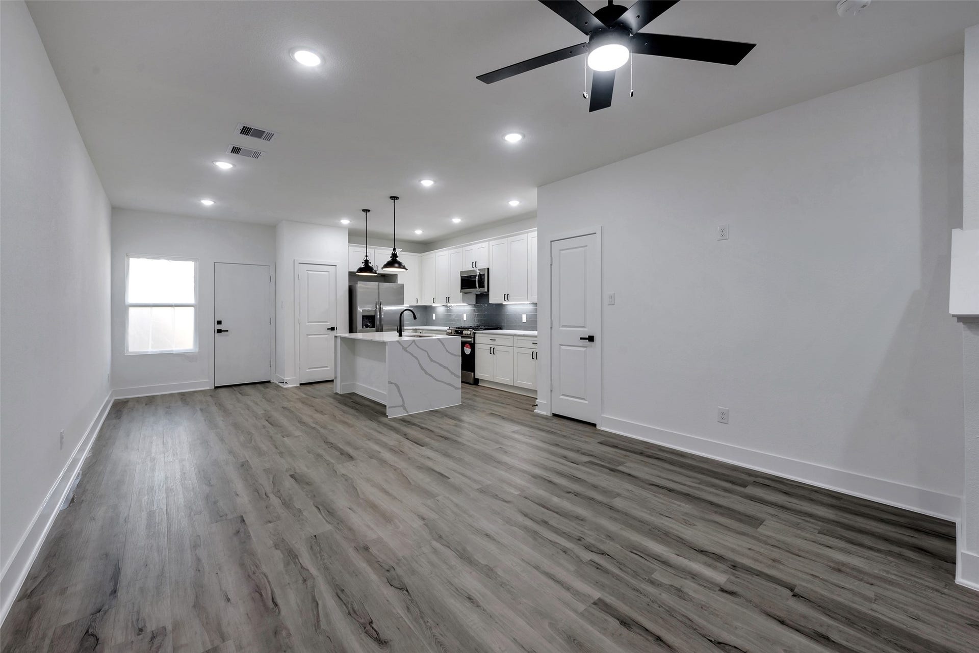 8328 Corinth Street, #B, Houston, TX 77051 8328 Corinth Street, #B, Houston, TX 77051