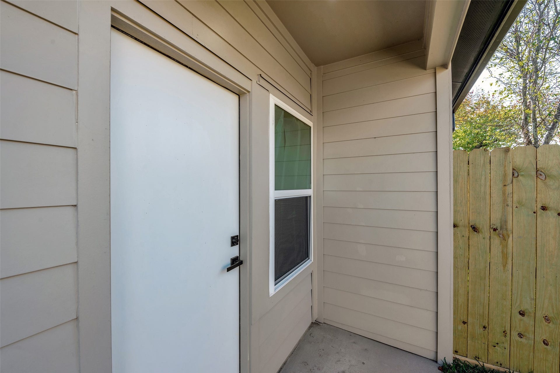 8328 Corinth Street, #B, Houston, TX 77051 8328 Corinth Street, #B, Houston, TX 77051