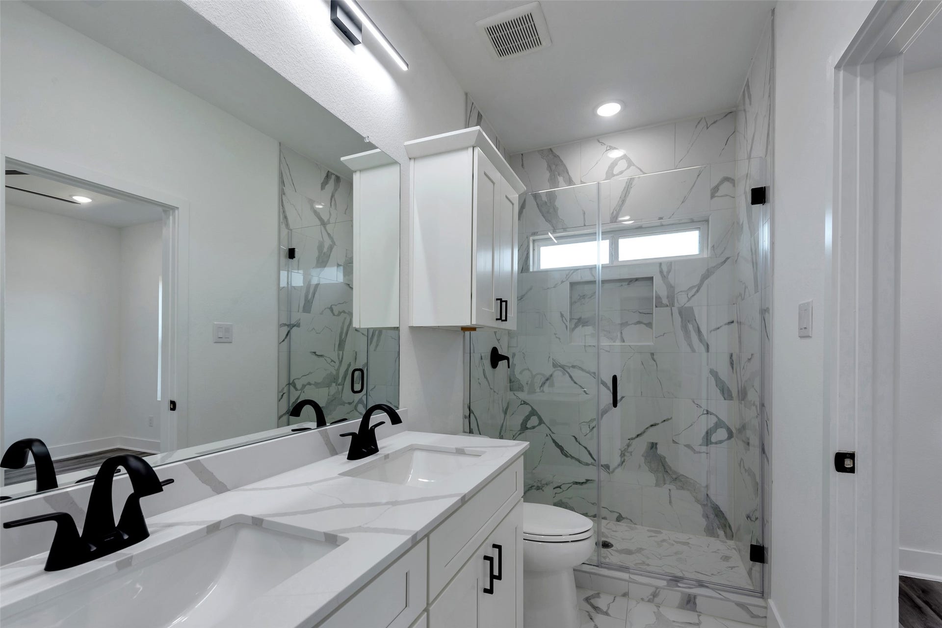 8328 Corinth Street, #B, Houston, TX 77051 8328 Corinth Street, #B, Houston, TX 77051