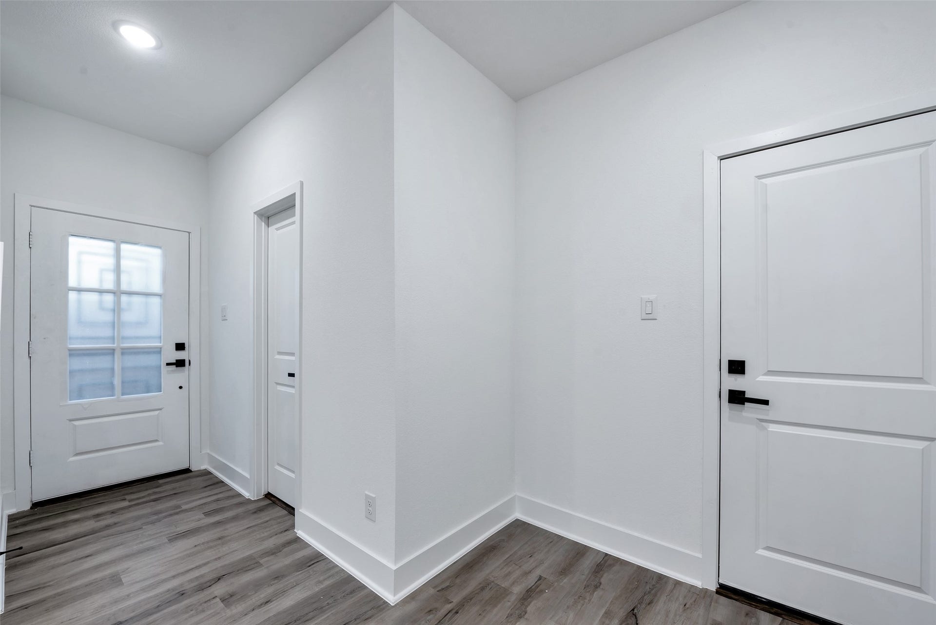 8328 Corinth Street, #B, Houston, TX 77051 8328 Corinth Street, #B, Houston, TX 77051