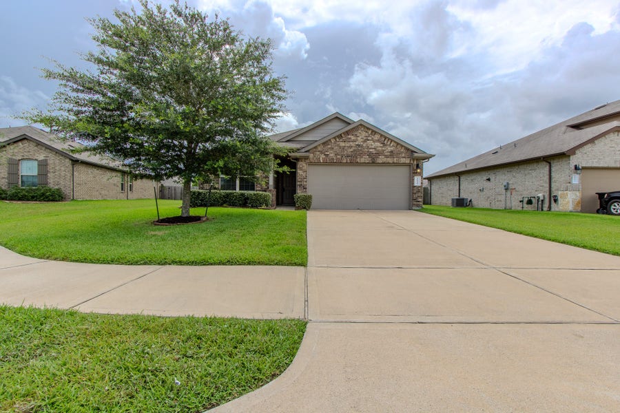 Property photo for 1811 Brady Shores Drive, Richmond, TX