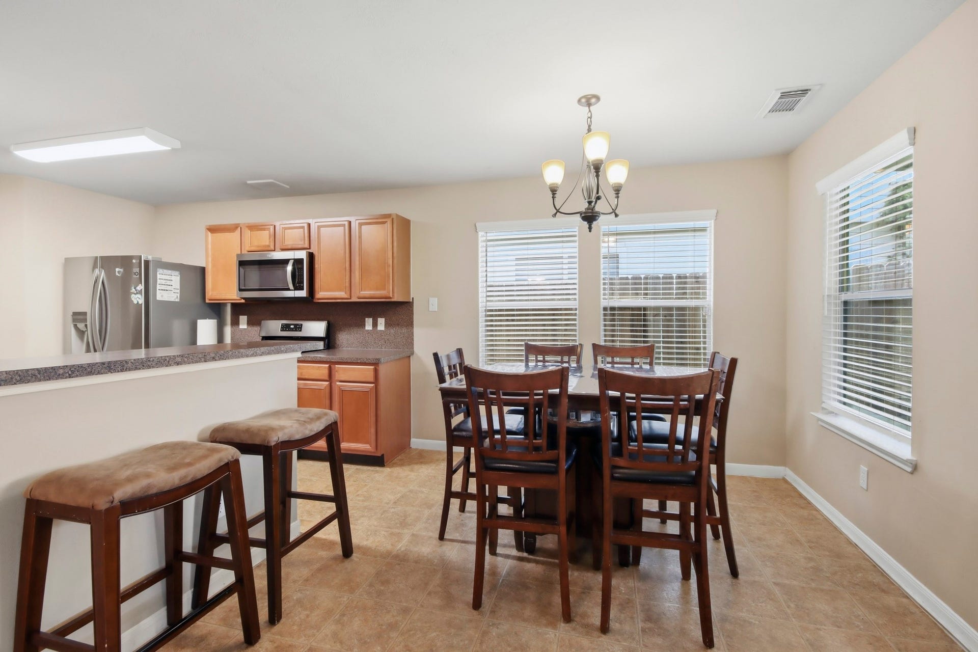 25450 Barmby Drive, Tomball, TX 77375