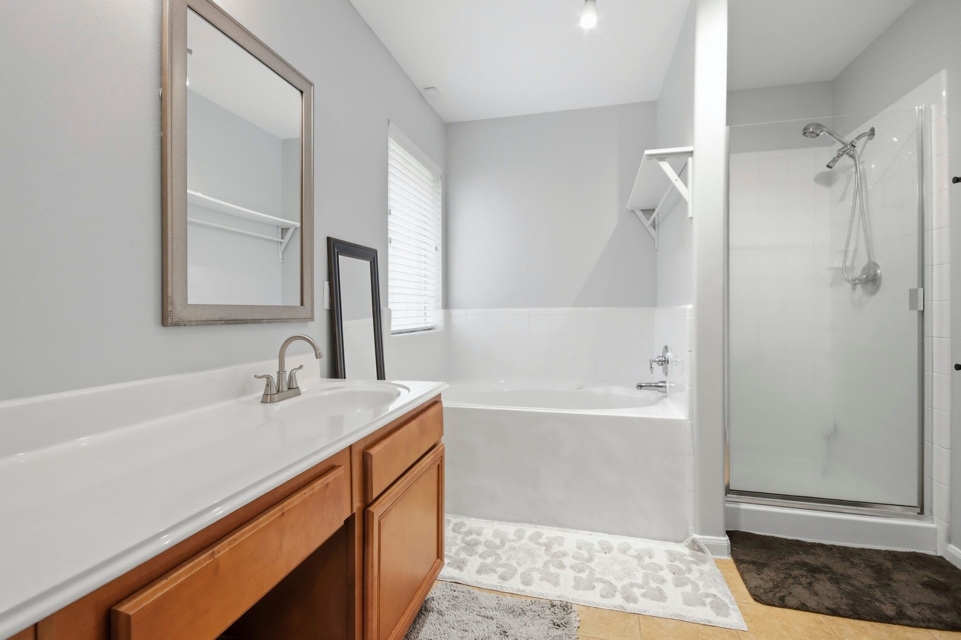 25450 Barmby Drive, Tomball, TX 77375