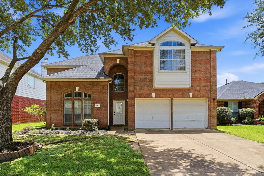 Property photo for 9322 Eaglewood Glen Trail, Houston, TX