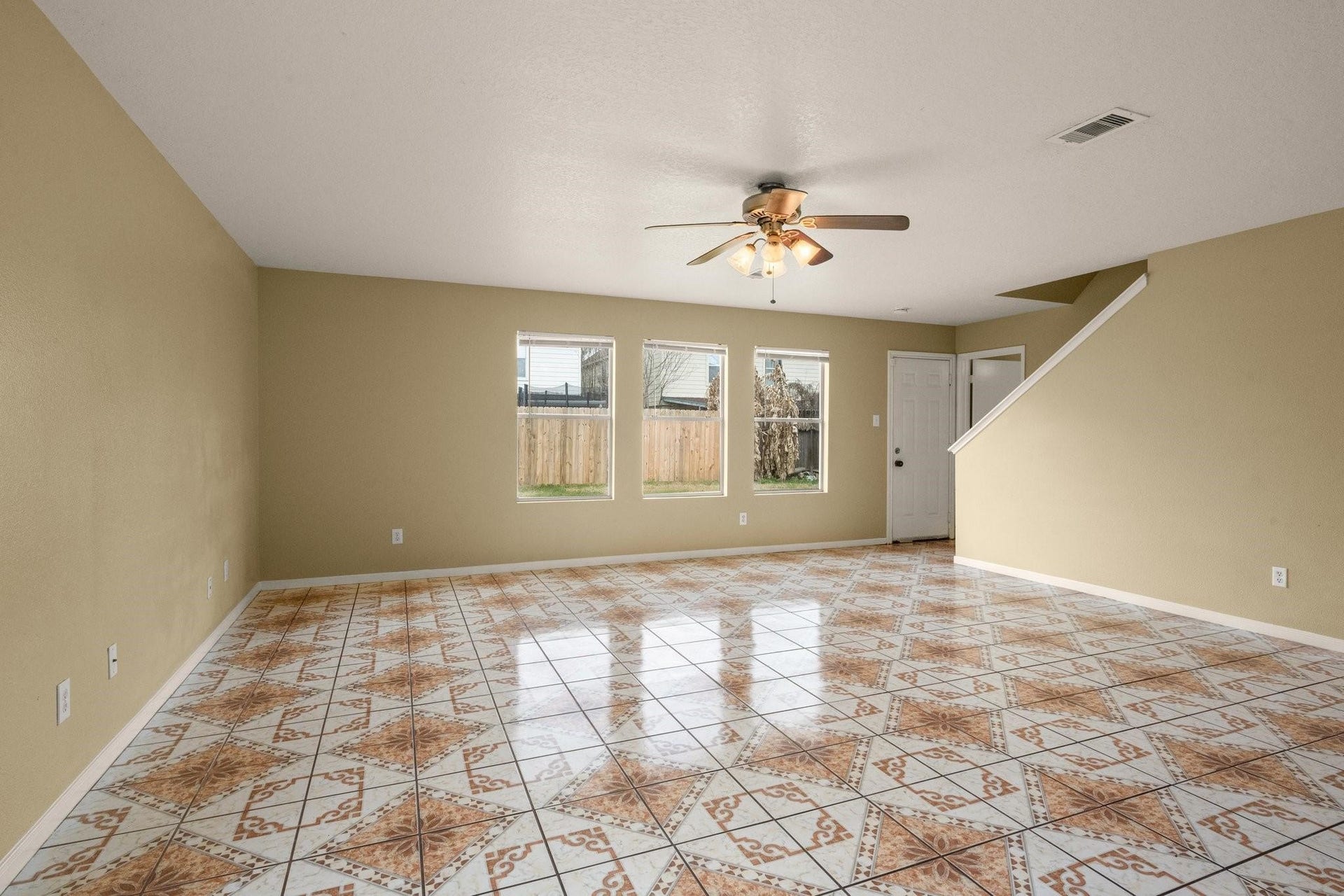1119 Mossy Branch Street, Houston, TX 77073 1119 Mossy Branch Street, Houston, TX 77073