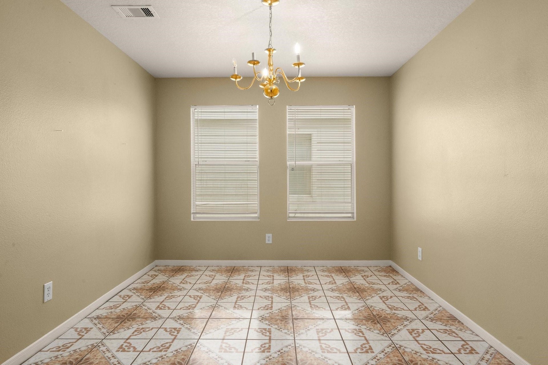 1119 Mossy Branch Street, Houston, TX 77073 1119 Mossy Branch Street, Houston, TX 77073