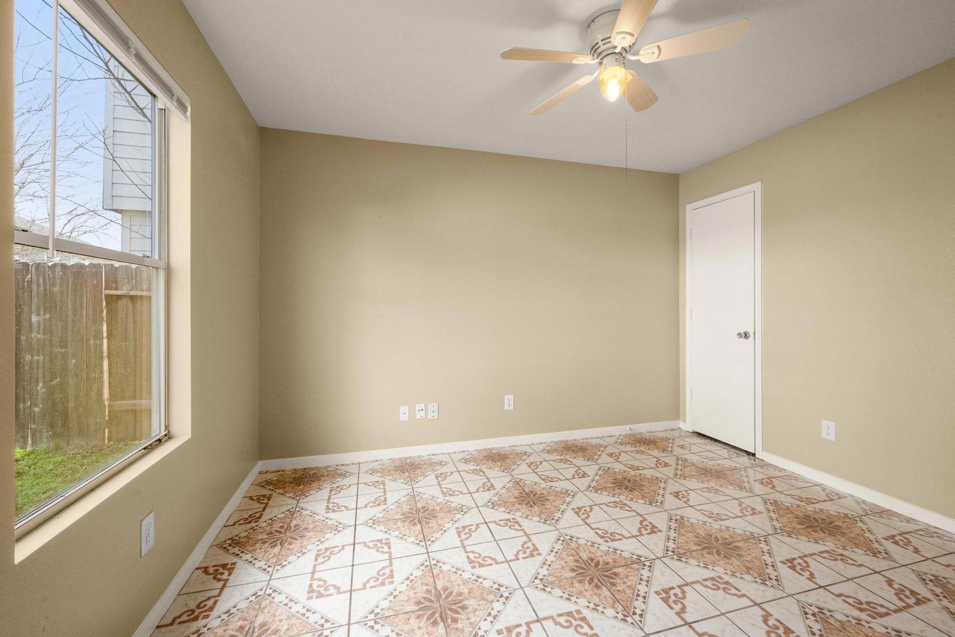 1119 Mossy Branch Street, Houston, TX 77073 1119 Mossy Branch Street, Houston, TX 77073